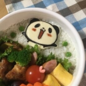 簡単海苔アートキャラ弁 お買いものパンダのお弁当 レシピ 作り方 By Cherry05 楽天レシピ 簡単海苔アートキャラ弁 お買いものパンダのお弁当 レシピ 作り方 By Cherry05 楽天レシピ
